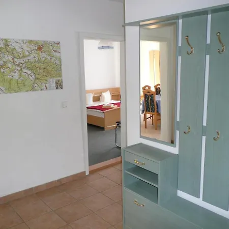 Semesterbostad Kaiserkrone Schöna