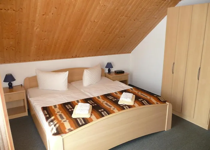 Kaiserkrone بيت للعطل Schöna